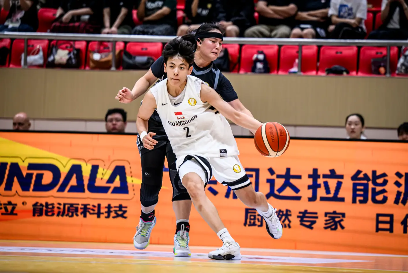 广东女篮大