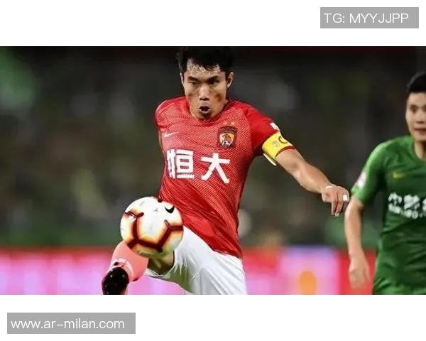 中国足球三大球星盘点：谁是中国足球的代表人物与传奇巨星